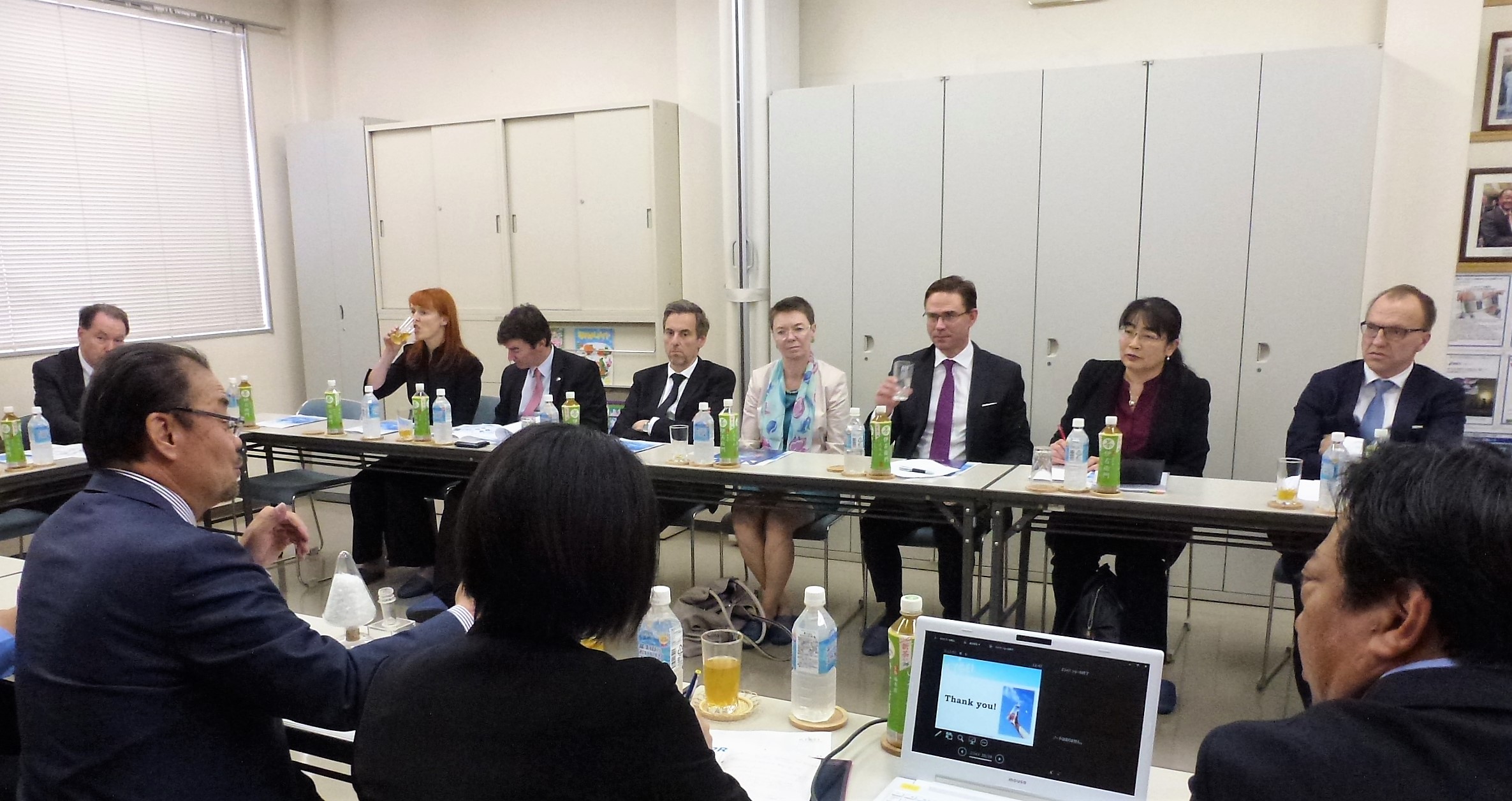 欧州委員会 副委員長 元フィンランド共和国首相 Jyrki KATAINEN ユルキ カタイネン 次期駐日欧州連合(EU)大使 Patricia FLOR パトリシア フロア 駐日欧州連合代表部 ボトルtoボトル BtoB FtoPダイレクトリサイクル 海洋ごみ問題 海洋ゴミ サーキュラーエコノミー Circular Economy 協栄産業 ジャパンテック 東京ペットボトルリサイクル TPR KYOEI JTECH 古澤栄一 ペットボトル リサイクル PETボトル